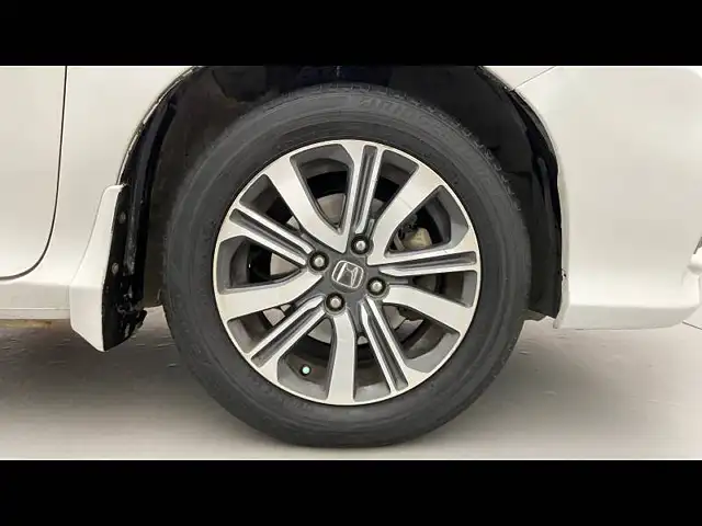 Used Honda City 4th Generation V CVT Petrol [2017-2019] in Hyderabad