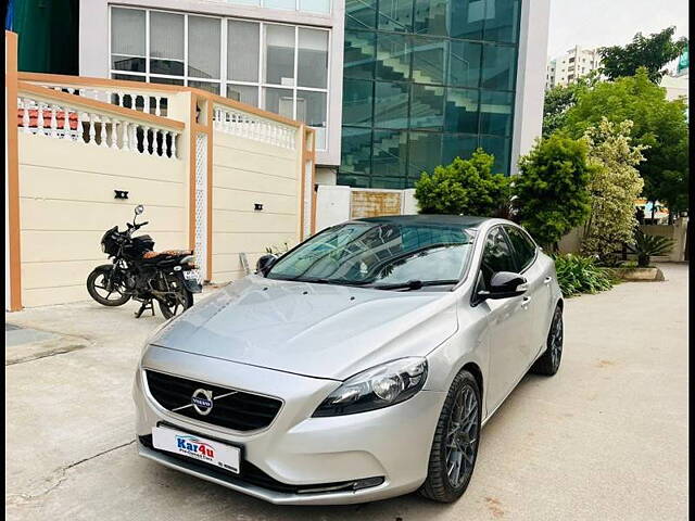 Used Volvo V40 [2016-2019] D3 Kinetic in Hyderabad