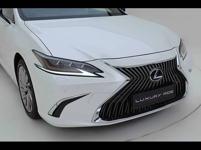 Used Lexus ES 300h [2018-2020] in Ambala Cantt