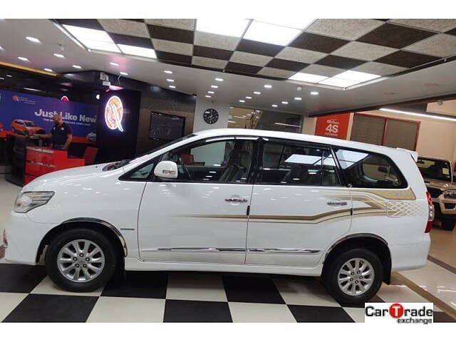 Used Toyota Innova [2013-2014] 2.5 ZX 7 STR BS-III in Bangalore