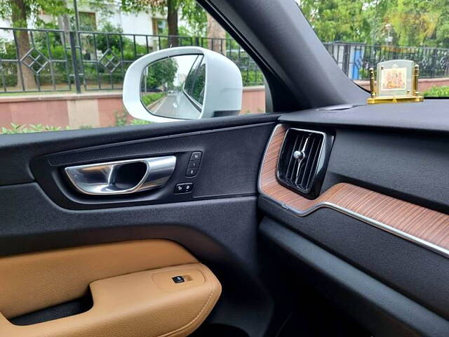 Used Volvo XC60 [2015-2017] Momentum in Delhi