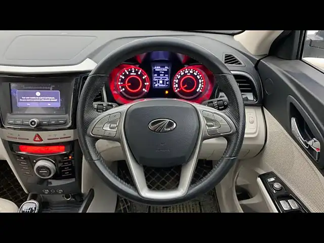 Used Mahindra XUV300 [2019-2024] W8 (O) 1.2 Petrol in Hyderabad