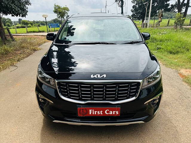 Used 2023 Kia Carnival in Bangalore