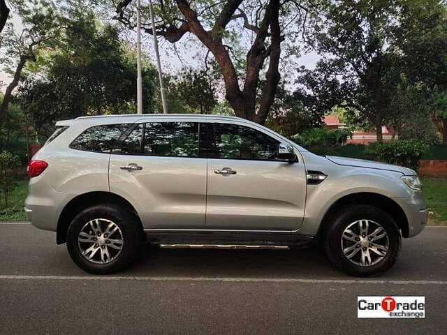 Used Ford Endeavour [2016-2019] Titanium 3.2 4x4 AT in Delhi