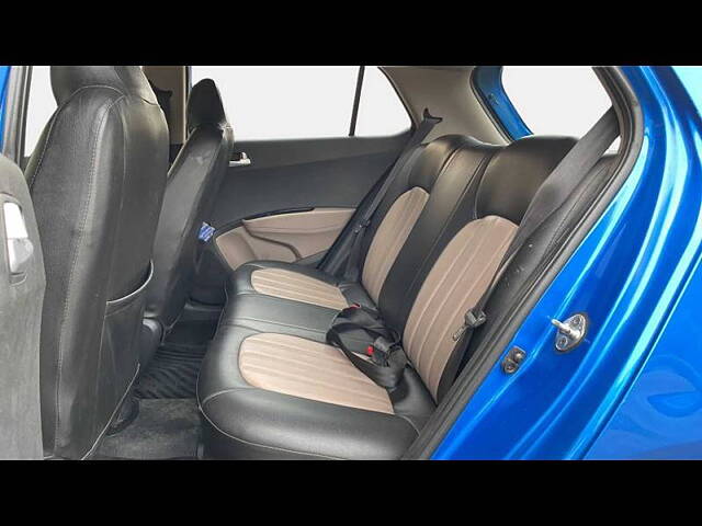 Used Hyundai Grand i10 Sportz (O) AT 1.2 Kappa VTVT [2017-2018] in Kolkata