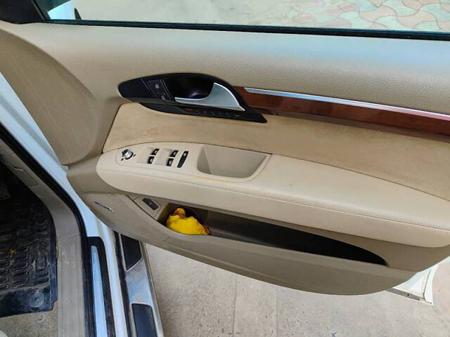 Used Audi Q7 [2010 - 2015] 35 TDI Premium + Sunroof in Ahmedabad