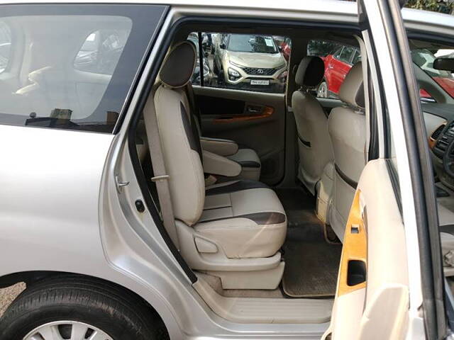 Used Toyota Innova [2005-2009] 2.5 V 7 STR in Mumbai