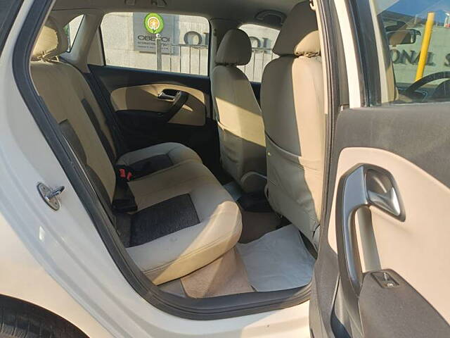 Used Volkswagen Polo [2010-2012] Highline1.2L (P) in Mumbai