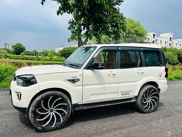 Used 2018 Mahindra Scorpio in Delhi