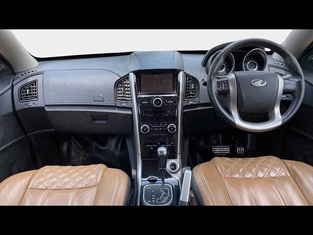 Used Mahindra XUV500 W11 AT in Bangalore