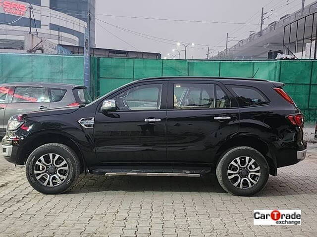 Used Ford Endeavour [2016-2019] Titanium 3.2 4x4 AT in Ghaziabad
