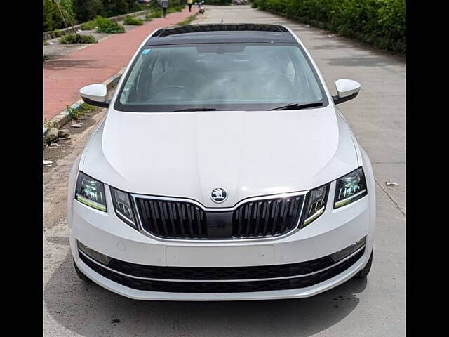 Used 2019 Skoda Octavia in Pune