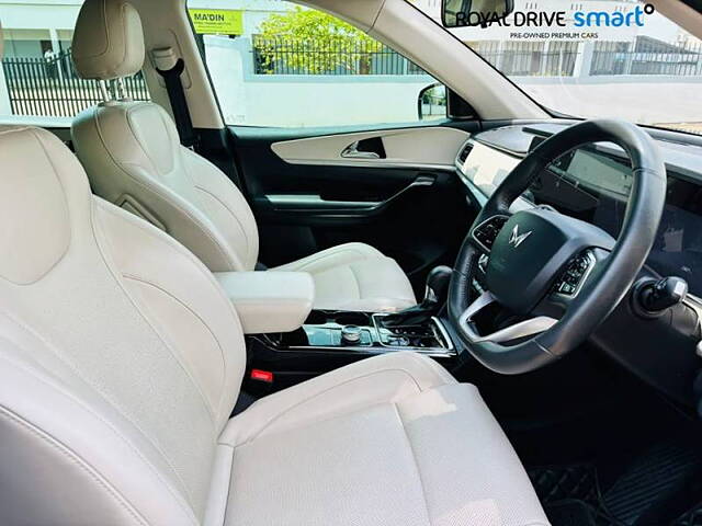 Used Mahindra XUV700 AX 7 Petrol AT 7 STR [2021] in Kochi