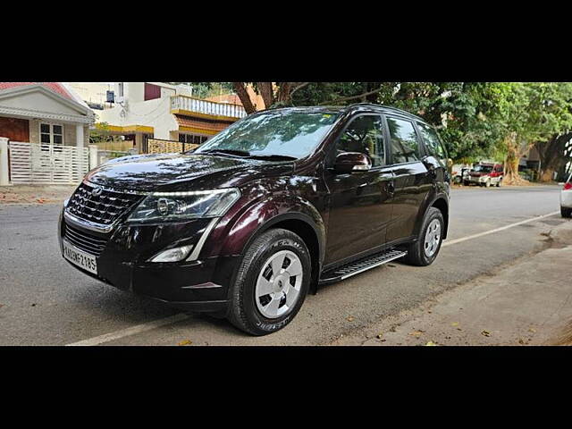 Used Mahindra XUV500 W7 AT [2018-2020] in Bangalore