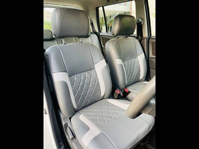 Used Maruti Suzuki Wagon R 1.0 [2010-2013] LXi in Ahmedabad