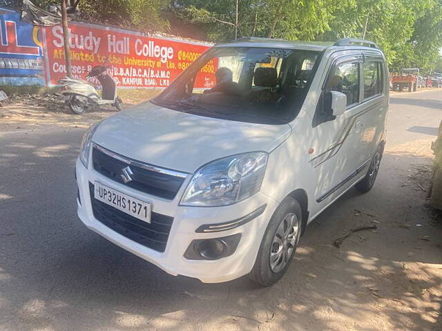 Used Maruti Suzuki Wagon R 1.0 [2014-2019] VXI in Lucknow