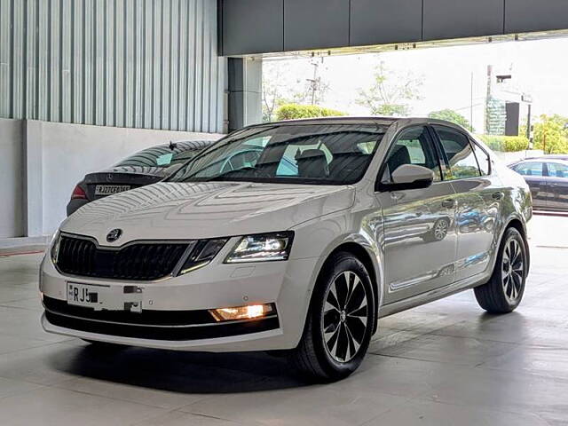 Used 2019 Skoda Octavia in Jaipur