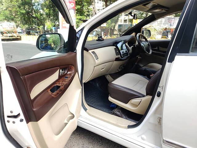 Used Toyota Innova [2013-2014] 2.5 VX 8 STR BS-III in Mumbai