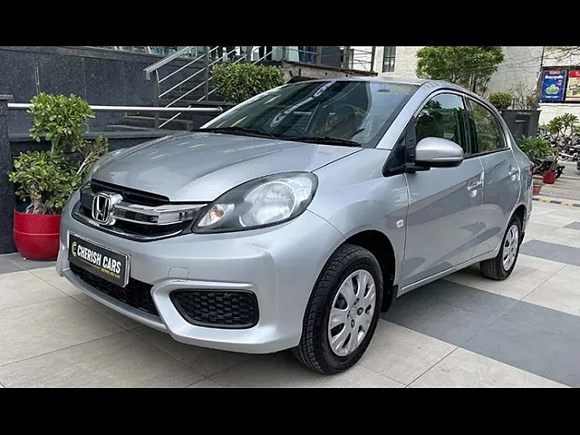 Used 2018 Honda Amaze in Delhi
