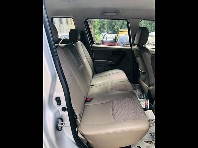 Used Mahindra TUV300 [2015-2019] T6 Plus in Mumbai