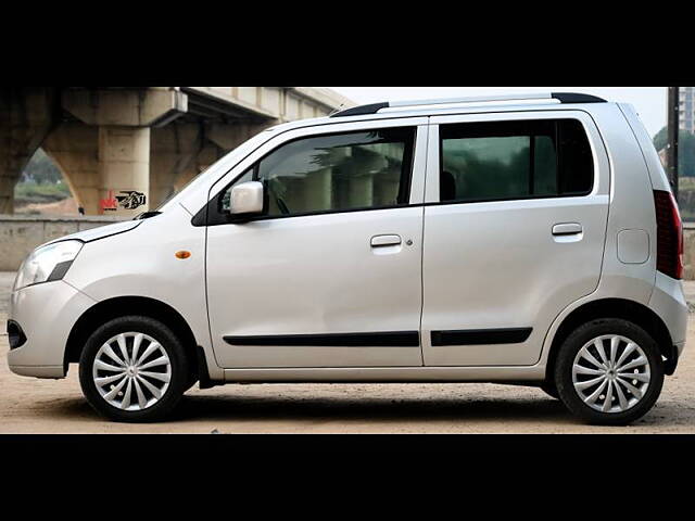 Used Maruti Suzuki Wagon R 1.0 [2010-2013] Vxi ABS-Airbag in Ahmedabad