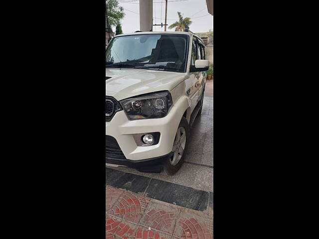 Used Mahindra Scorpio S11 MT 7S in Lucknow