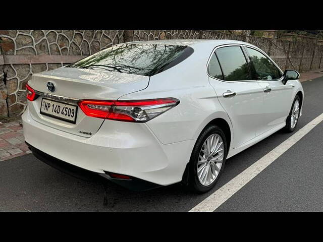 Used Toyota Camry Hybrid in Delhi