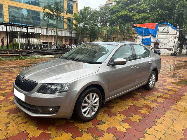 Used Skoda Octavia [2017-2021] 1.8 TSI Style Plus AT [2017] in Mumbai