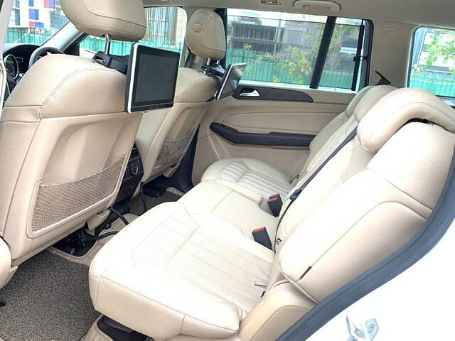 Used Mercedes-Benz GLS [2016-2020] 400 4MATIC in Delhi