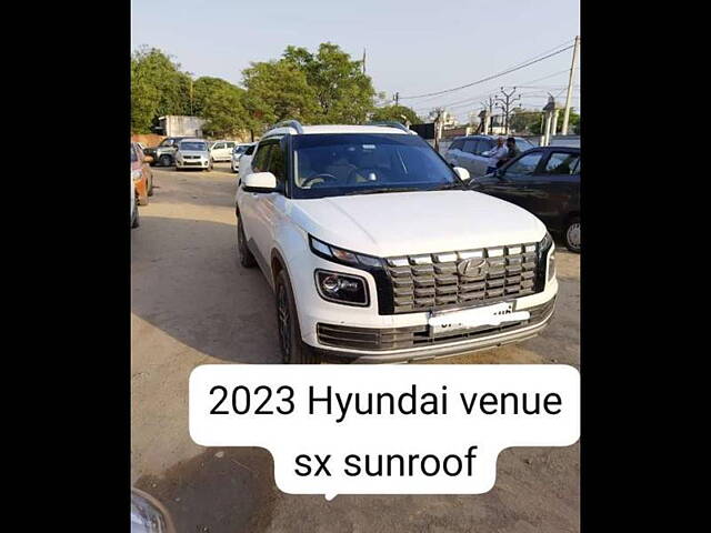 Used Hyundai Venue [2022-2023] SX (O) 1.5 CRDi in Meerut