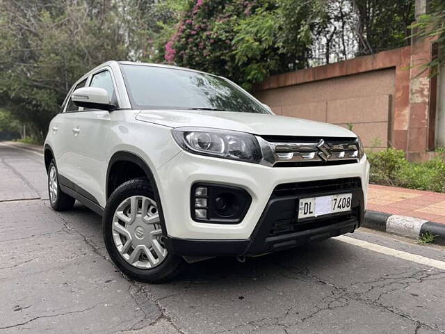 Used Maruti Suzuki Brezza LXi in Delhi