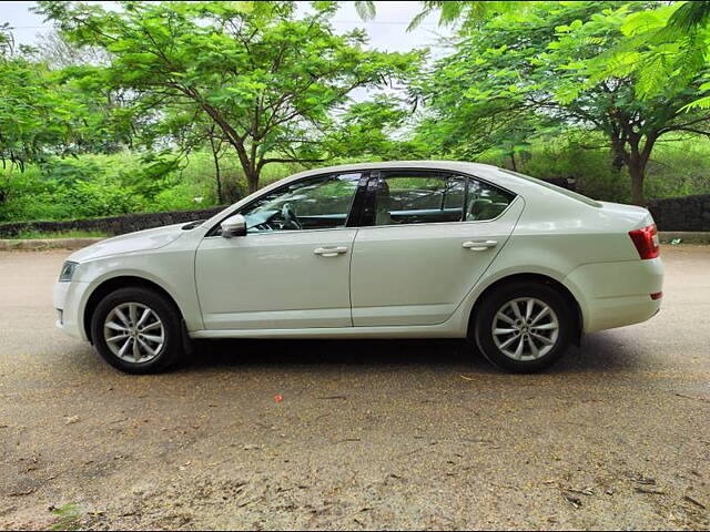 Used Skoda Octavia [2017-2021] 2.0 TDI CR Style Plus AT [2017] in Nashik