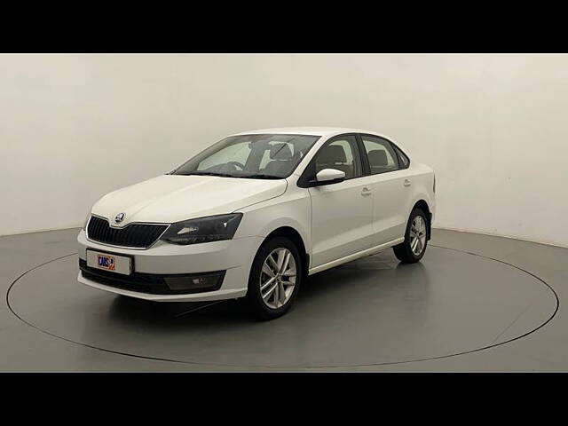 Used Skoda Rapid Style 1.6 MPI in Mumbai