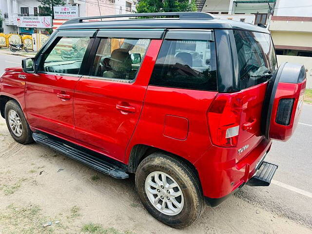 Used Mahindra TUV300 [2015-2019] T8 in Lucknow