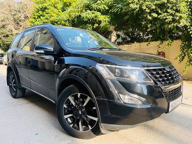 Used Mahindra XUV500 W11 (O) AT in Delhi