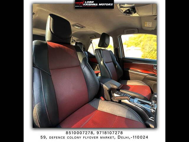 Used Toyota Fortuner 4X2 AT 2.8 Legender in Delhi