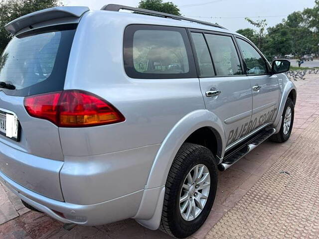 Used Mitsubishi Pajero Sport 2.5 MT in Delhi