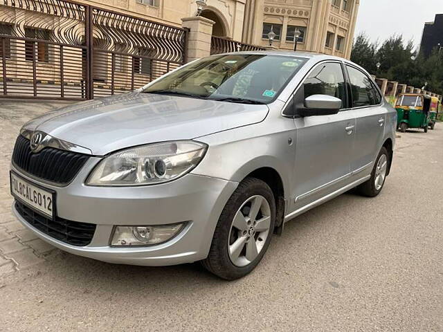 Used Skoda Rapid [2015-2016] 1.6 MPI Style Plus AT in Ghaziabad