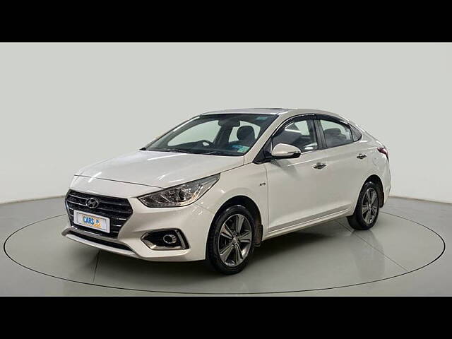 Used Hyundai Verna [2017-2020] SX (O) 1.6 CRDi  AT in Chandigarh