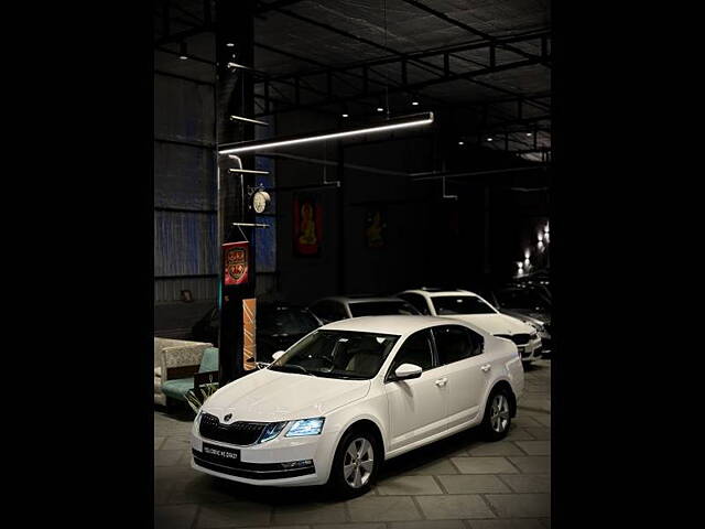 Used 2018 Skoda Octavia in Gurgaon