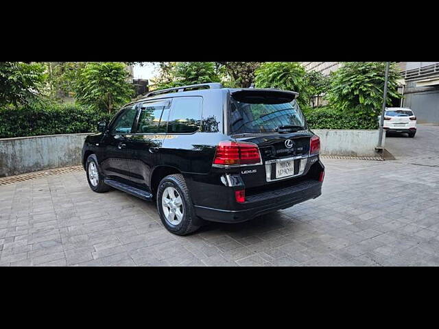 Used Lexus LX 570 V8 AT in Mumbai