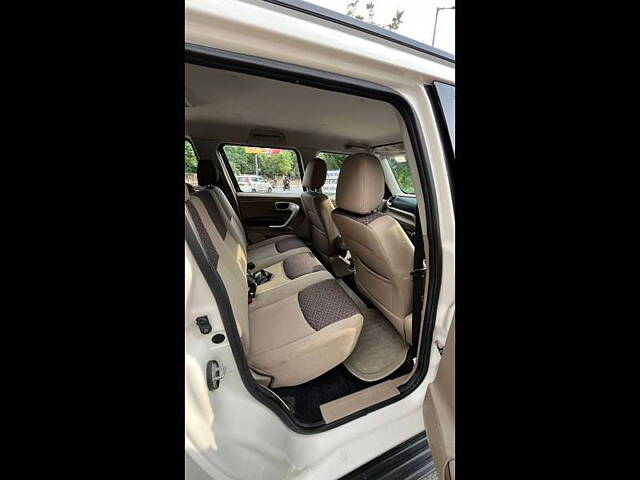 Used Mahindra TUV300 [2015-2019] T8 in Delhi