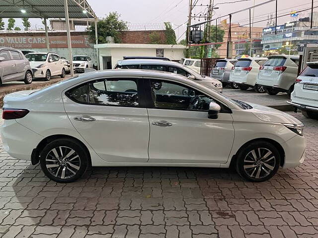 Used Honda City 4th Generation ZX Petrol in Lucknow