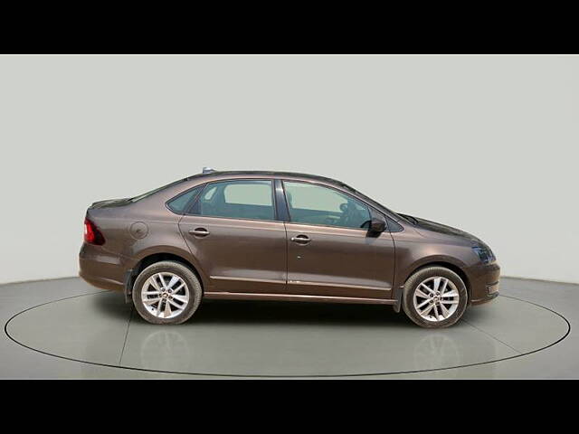 Used Skoda Rapid Style 1.6 MPI in Hyderabad