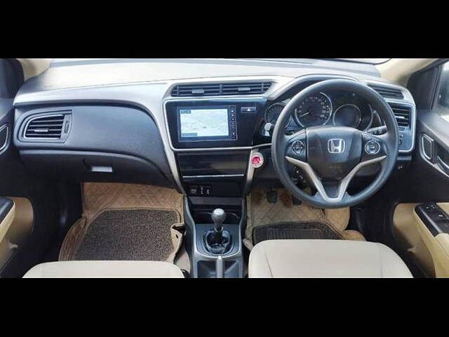 Used Honda City 4th Generation V Petrol in Delhi