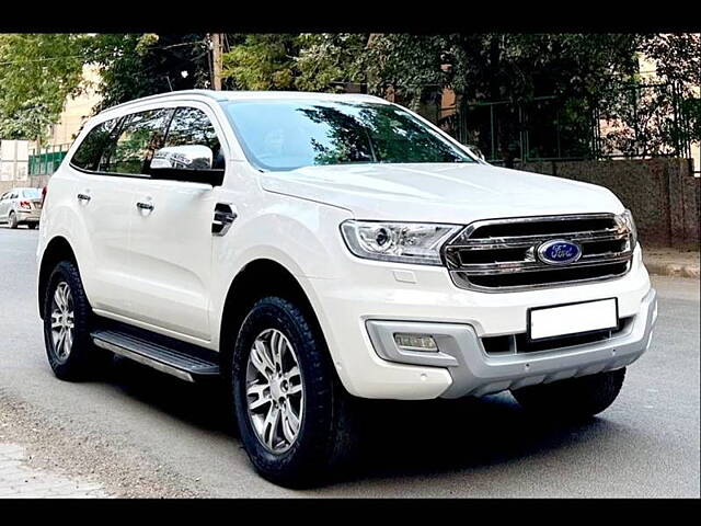 Used Ford Endeavour [2016-2019] Titanium 3.2 4x4 AT in Delhi