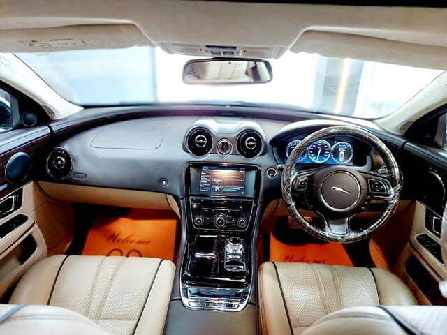 Used Jaguar XJ L [2014-2016] 2.0 Portfolio in Pune