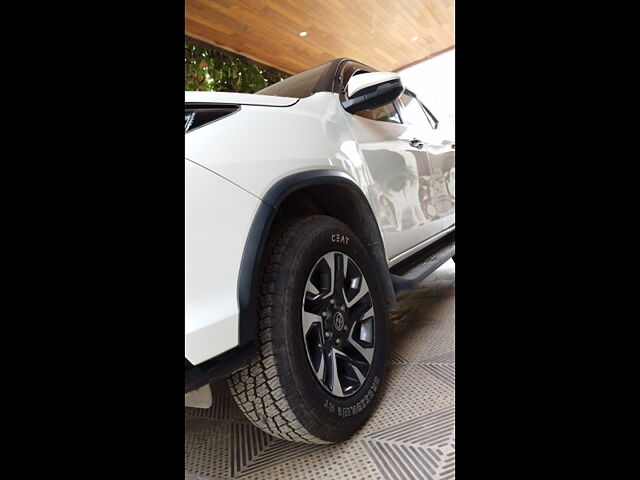 Used Toyota Fortuner Legender 4X2 AT 2.8 Legender in Delhi