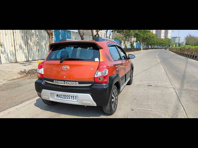 Used Toyota Etios Cross 1.2 G in Mumbai