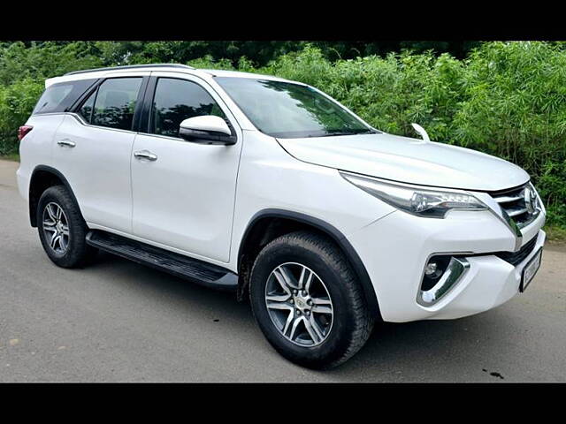 Used Toyota Fortuner [2016-2021] 2.8 4x2 AT [2016-2020] in Ahmedabad